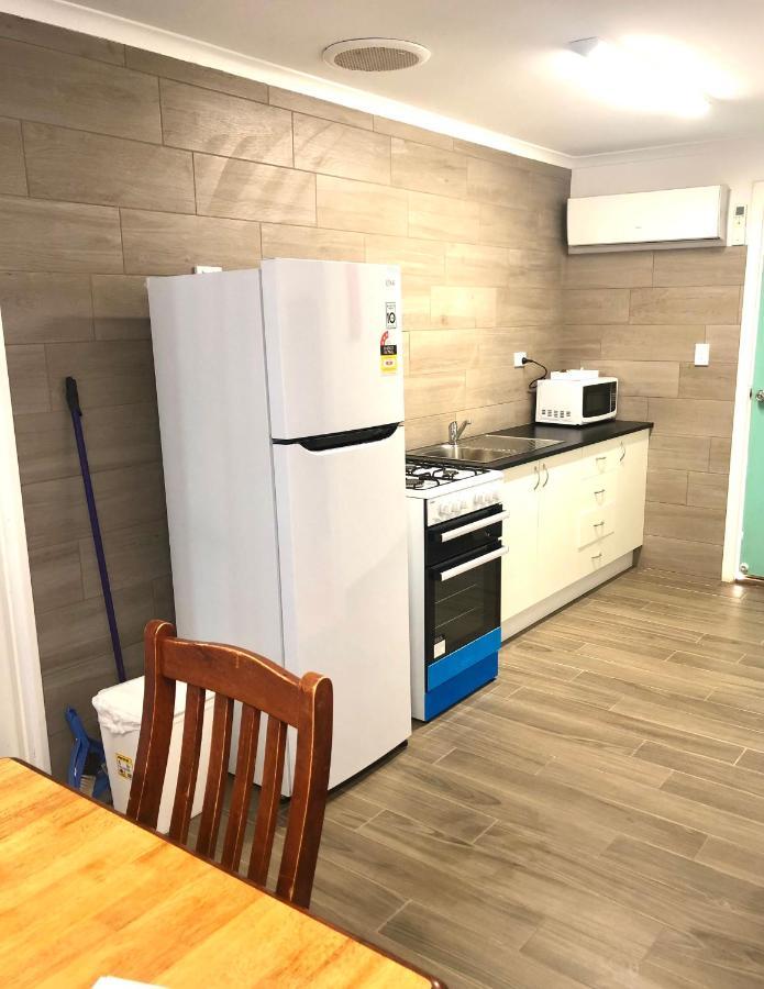 Bay Lodge Denham Εξωτερικό φωτογραφία